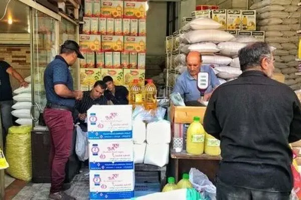  کالاهای اساسی طی یک سال چقدر گران شد + جدول 