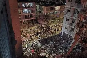 گاردین: اسرائیلی‌ها از جنگ با ایران پشیمان هستند/ تل‌آویو منزوی‌تر شد