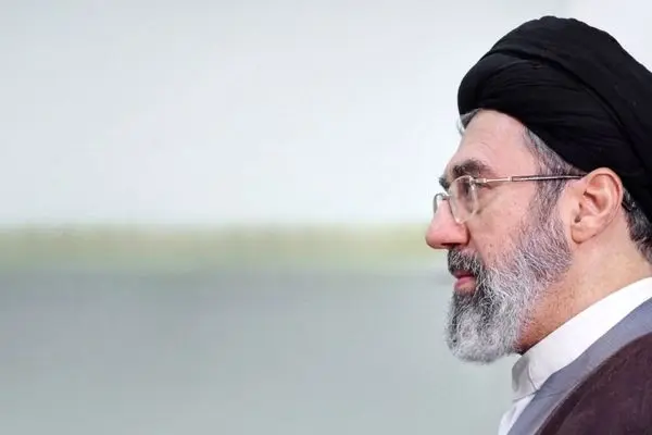 پیام فرمانده کل قوا به مناسبت روز ارتش جمهوری اسلامی ایران