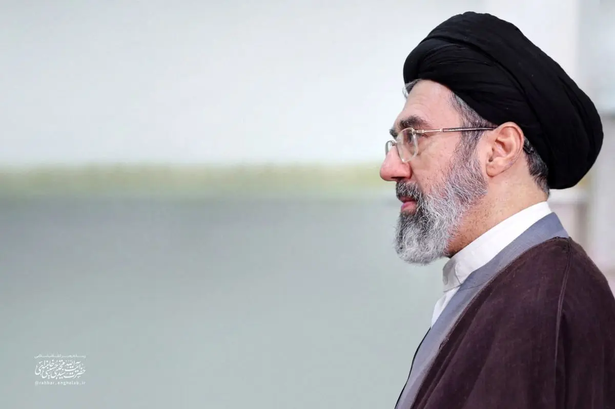 رهبر انقلاب: مدیریت تنگه هرمز را به مرحله جدیدی وارد خواهیم نمود