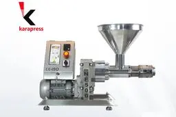 راهنمای راه‌اندازی کسب‌وکار عصاری و عطاری؛ درآمدزایی با دستگاه روغن گیری پرس سرد 