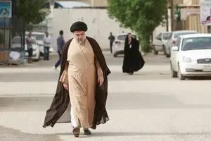 مقتدی صدر از سیاست کناره گرفت