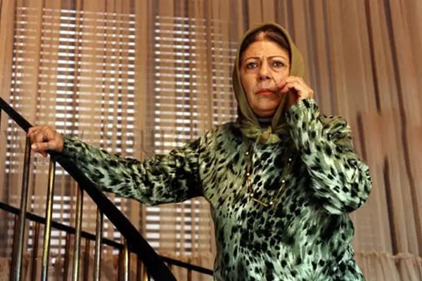 پخش فیلم سینمایی «بله‌برون» از شبکه نمایش