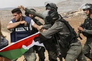 خشونت علیه خبرنگاران؛ تجربه‌ی «الجزیره» چه بود؟