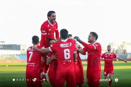 پیروزی حیاتی پرسپولیس مقابل آلومینیوم اراک و صعود موقت به صدر جدول