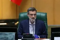 
دولت به‌دنبال واردات واکسن‌های مطمئن و حمایت از دانشمندان ایرانی باشد
