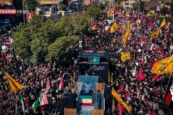 پیکر رهبر شهید به حرم مطهر علوی رسید؛ اقامه نماز و انتقال به کربلای معلی