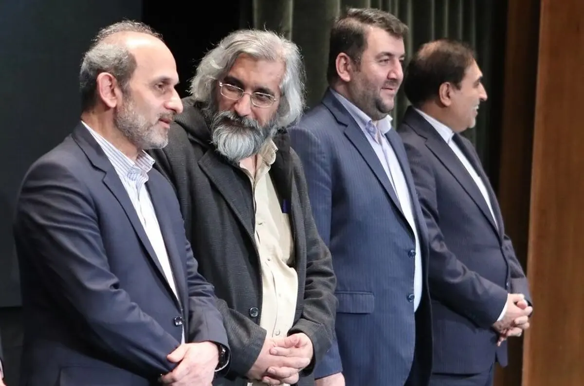 تحول «خاله‌بازی» نیست