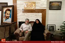 تجلیل از خانواده شهدای هسته ای در قم