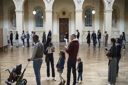 چه کسی بر انتخابات فرانسه نظارت می کند؟