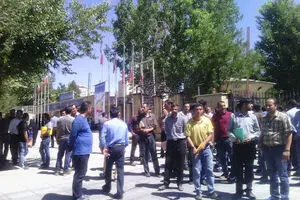  تکیه بر جای کارگران