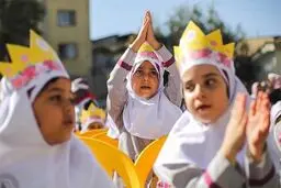 یک میلیون و ۴۰۰ هزار کلاس اولی امروز با برگزاری 
