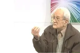 شعار استقلال می‌دهیم اما در عمل گردن‌مان زیر ساطور اقتصاد بین‌الملل است