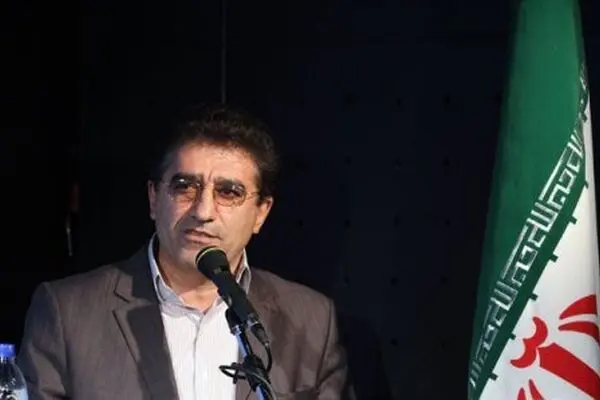 قادر آشنا: جشنواره تئاتر فجر با نگاه باز به هنر برگزار می‌شود
