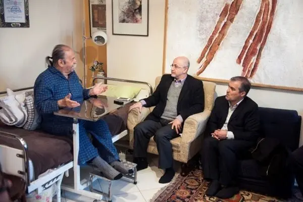 معاون امور هنری وزیر ارشاد به دیدار "محمدعلی کشاورز" رفت