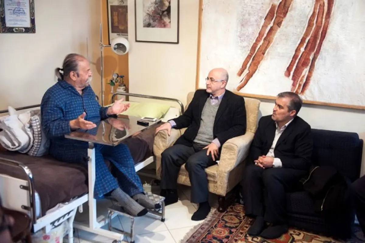 معاون امور هنری وزیر ارشاد به دیدار "محمدعلی کشاورز" رفت