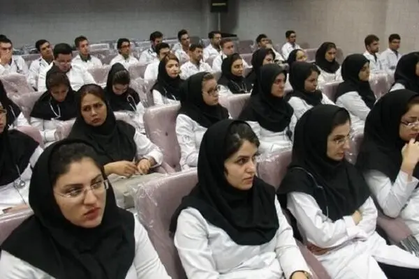 هشدار درباره صندلی‌فروشی در دانشگاه‌های پزشکی