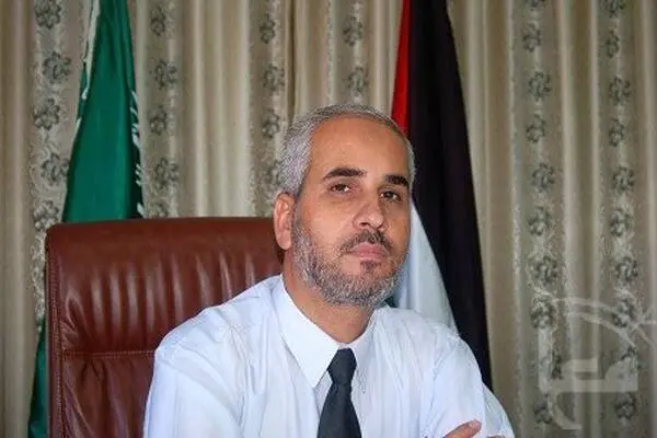 توصیه‌ی سخنگوی حماس به محمود عباس