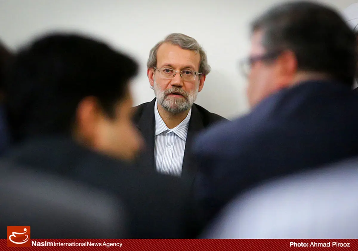 عکس خبری// سخنرانی علی لاریجانی در جمع کارکنان مجلس به مناسبت روز پدر