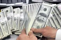 نرخ دلار و پوند در روز جاری نسبت به روز گذشته کاهش اما قیمت یورو افزایش یافت