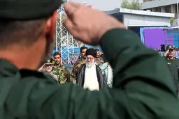 مراسم دانش‌آموختگی دانشجویان دانشگاه امام حسین(ع) با حضور فرمانده کل قوا برگزار شد