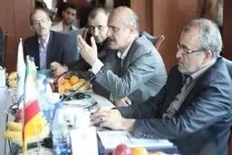 استاندار فارس: وضعیت نامساعد منابع زیر زمینی آب و دریاچه‌های استان نگران‌کننده است