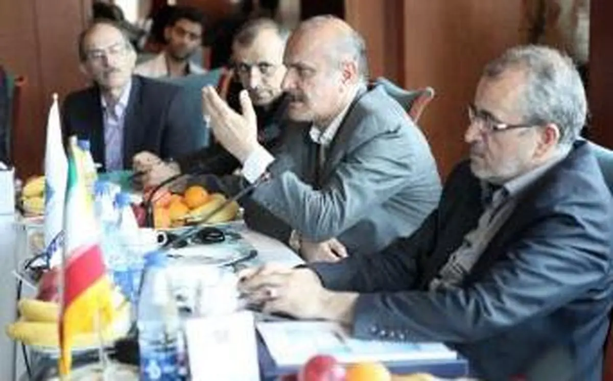 استاندار فارس: وضعیت نامساعد منابع زیر زمینی آب و دریاچه‌های استان نگران‌کننده است