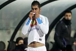 مازیار زارع قرارداد خود را با ملوان تمدید کرد