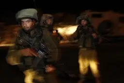 افراد مسلح به منزل وزیر کشور تونس حمله کردند