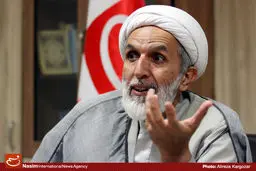 طائب: رئیس‌جمهور مقنن اسلام نیست، مجری احکام اسلام است