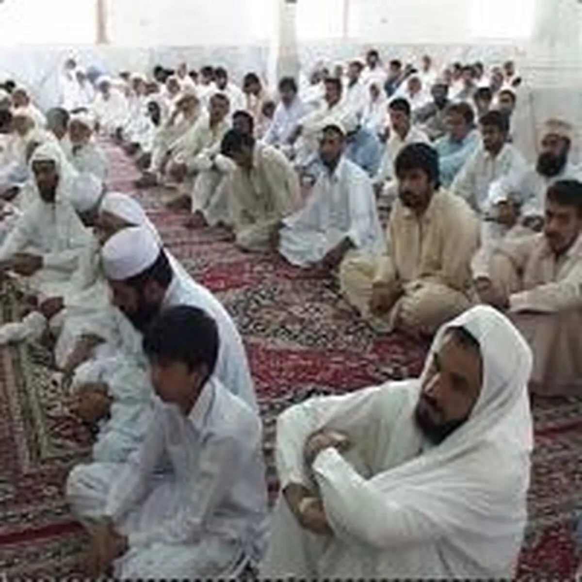 امام جمعه اهل سنت قصرقند: اتمام ساخت بیمارستان شهرستان خواسته اصلی مردم است