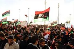 هزاران لیبیایی در حمایت از خلیفه حفتر تظاهرات کردند