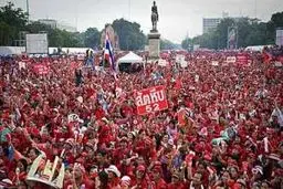 شش هزار نیروی امنیتی تایلندی برای مقابله با تظاهرات در بانکوک مستقر شدند