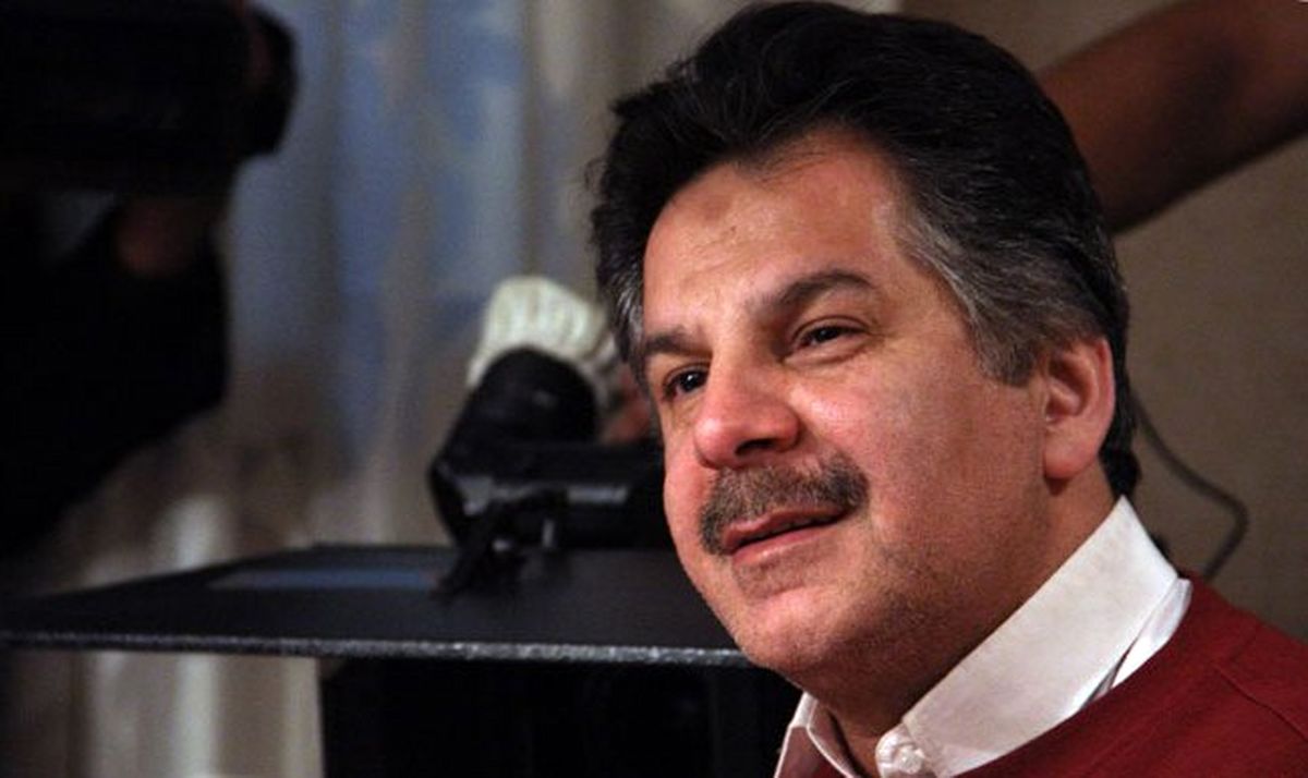 حسین فرحبخش: "شانس عشق تصادف" بعد از بازگشت معیریان از کانادا بازنویسی می‌شود