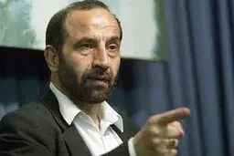 خوش‌چهره‌: اقتصاد مقاومتی یعنی تأکید روی مزیت‌های تولید داخل و تلاش برای خوداتکایی