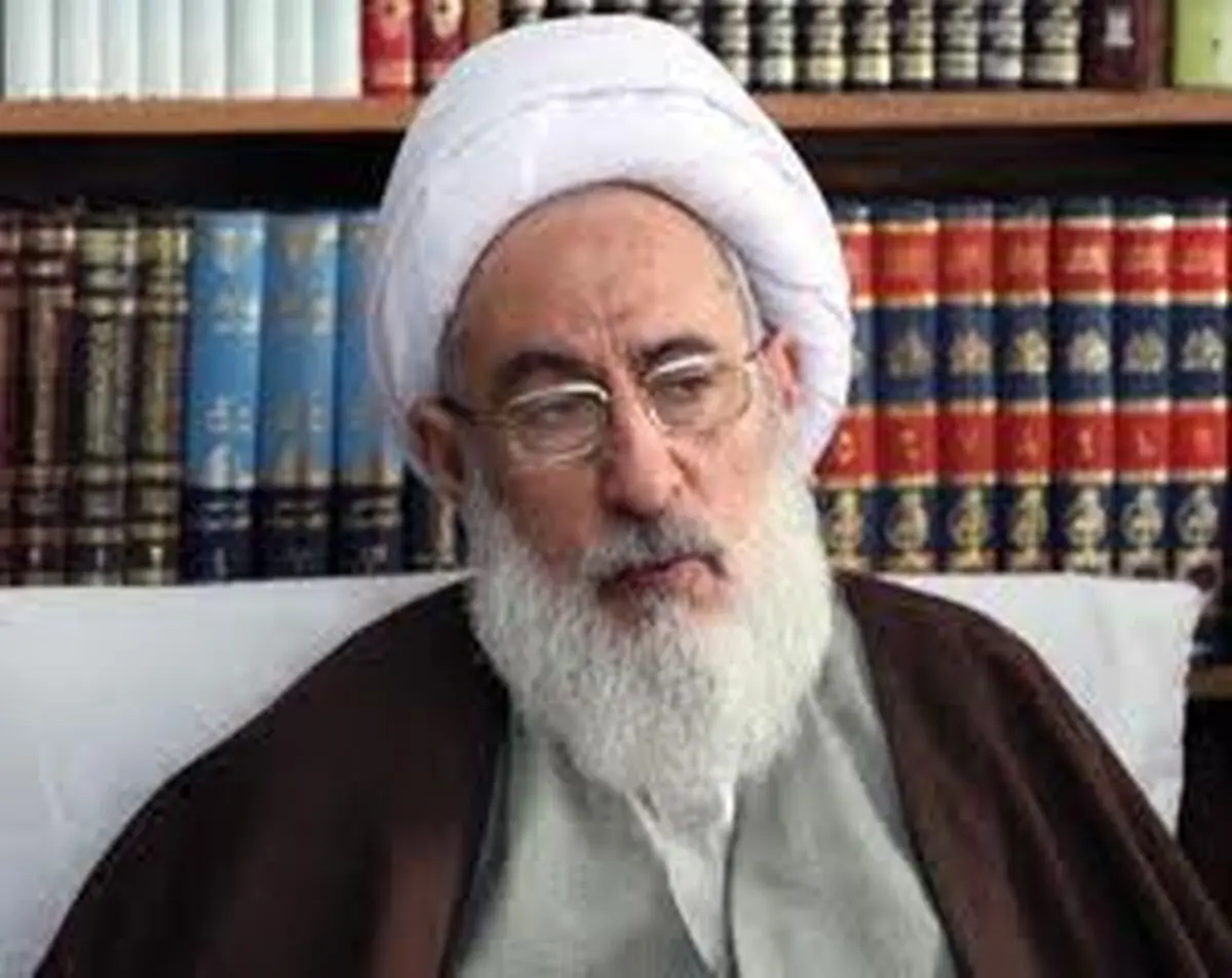 آیت‌الله‌ مجتهد شبستری: انتشار نشریات موهن در دانشگاه شهید مدنی تبریز را محکوم می‌کنیم