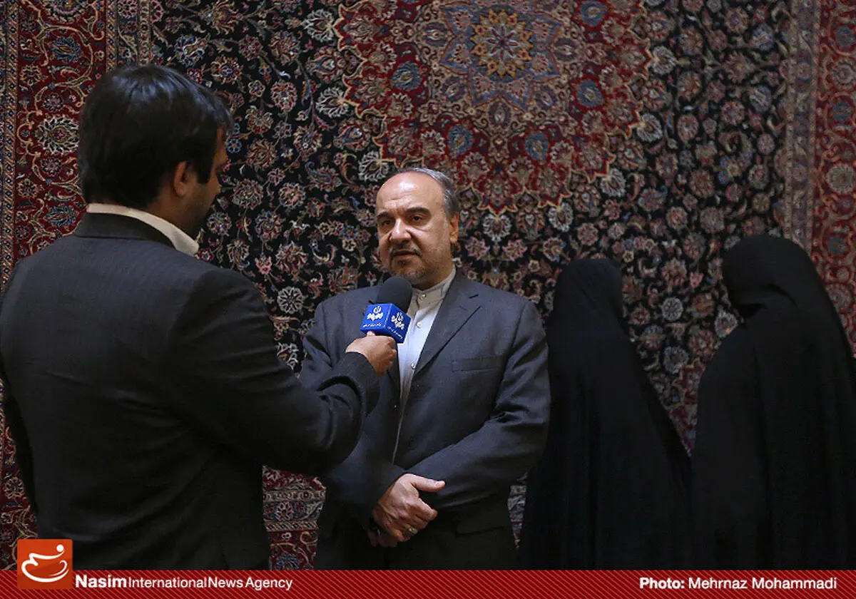 گزارش تصویری:: رونمایی از فرش‌های عتبات عالیات