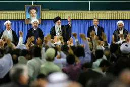 مسئولان نظام و سفرای کشورهای اسلامی با رهبر معظم انقلاب دیدار کردند