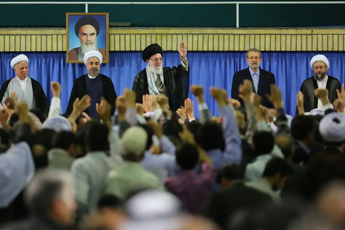مسئولان نظام و سفرای کشورهای اسلامی با رهبر معظم انقلاب دیدار کردند
