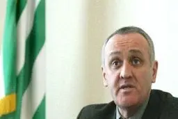 رئیس منطقه آبخازیا در گرجستان از سمت خود کناره‌گیری کرد