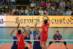 تیم ملی والیبال دومین دیدار خود مقابل ایتالیا را نیز  واگذار کرد