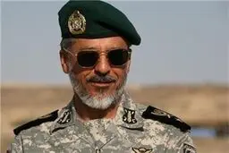 دریادار سیاری:  نیروی دریایی یک کشتی ایرانی را از چنگ دزدان دریایی نجات داد
