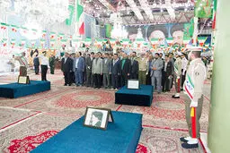 مدیران بانک ملت با آرمان‌های امام راحل تجدید میثاق کردند