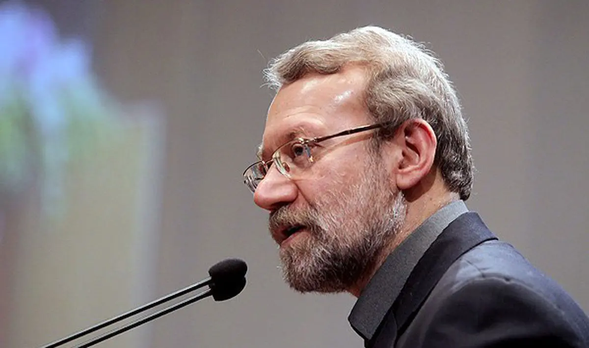 علی لاریجانی: حمایت همه جانبه از مطبوعات ضروری است