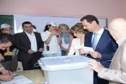 بشار اسد رای خود را به صندوق انداخت