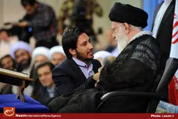 گزارش تصویری:: دیدار اساتید، قاریان و حافظان برتر مسابقات بین‌المللی قرآن کریم با رهبر انقلاب