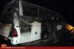 اتوبوس اسکانیا با ۴۴ سرنشین بامداد امروز طعمه حریق شد