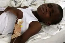 تلفات بیماری ابولا در گینه به بیش از ۲۰۰ نفر رسید