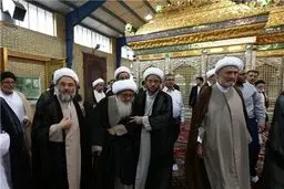 آیت‌الله وحید خراسانی از ضریح عسكریین(ع) بازدید كرد