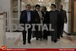 گزارش تصویری:: عیادت مسئولان نظام از آیت‌الله مهدوی کنی